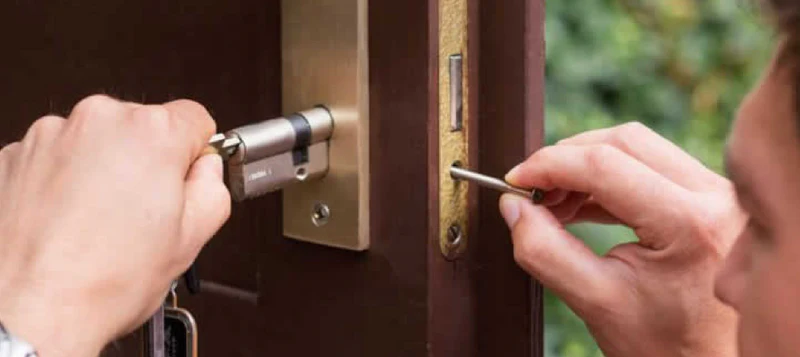 instalacion cilindros puertas